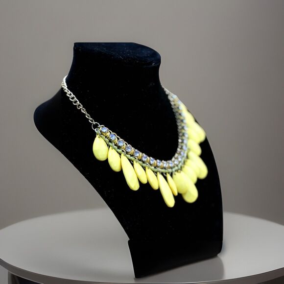 Statement Necklace Goldtone Rhinestone Beaded Retro Cocktail Midcentury Classic - Picture 4 of 4